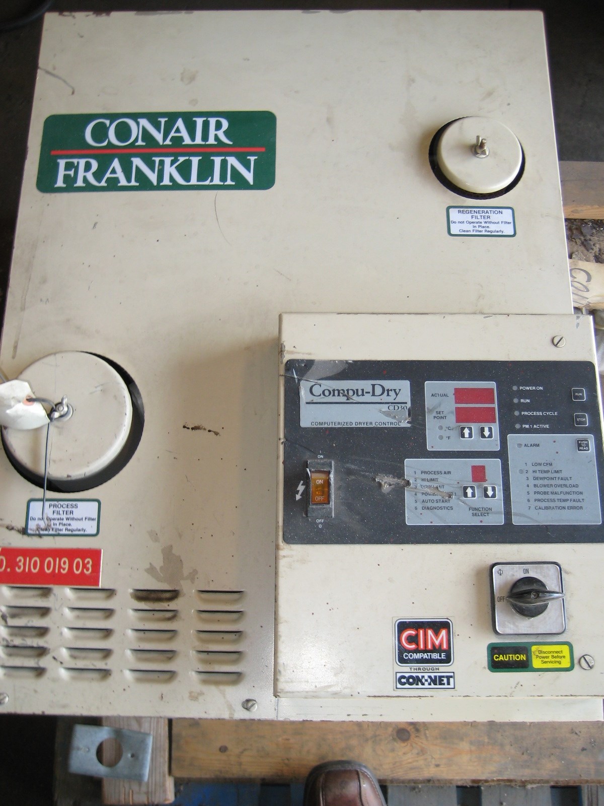 30 CFM Conair Franklin Dryer Model D30, with Hopper Plastic Machinery